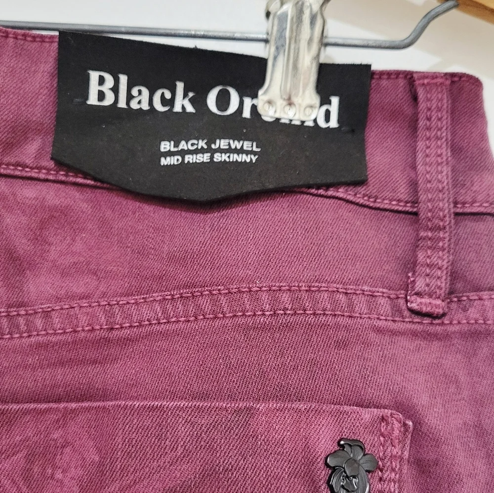 NWT Black Orchid Burgundy Black Jewel Floral Skinny Jeans | Size 29 - Picture 7 of 9